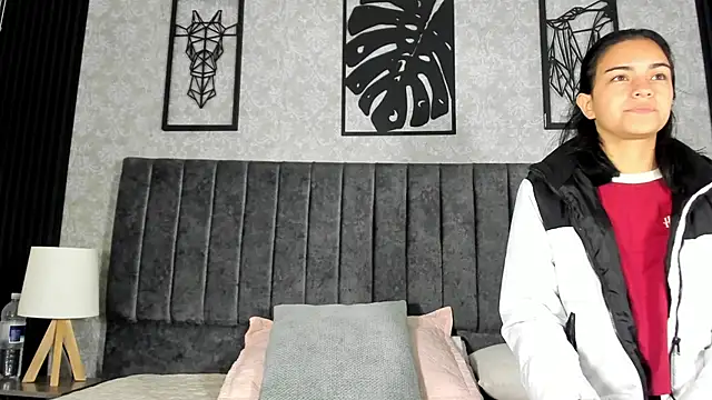 bliinkii and luka  online show from February 2026 12:31:01 PM