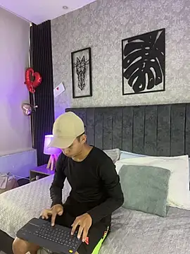 bliinkii and luka  online show from March 2026 01:22:01 PM