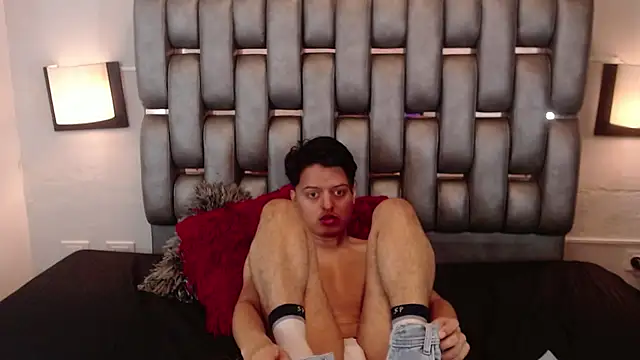 Snapshot of Kevin_Charless chatting on March 2026 11:48:02 AM Kevin Charless online show from March 2026 11:48:02 AM