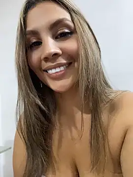 DulceRodriguez1 online show from June 2026 12:59:01 AM