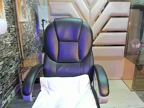 Gerogina Divaio online show from February 2026 01:47:01 PM