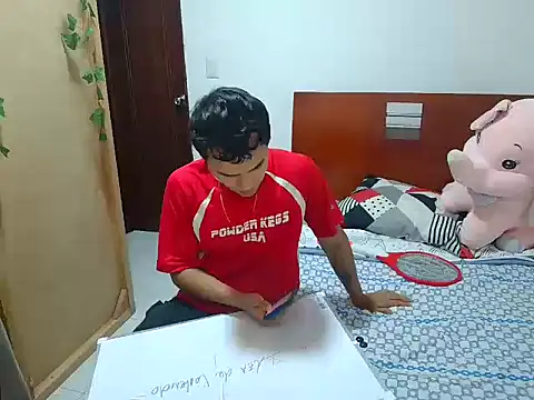 Snapshot of CreamKingg chatting on March 2026 03:11:02 AM CreamKingg online show from March 2026 03:11:02 AM