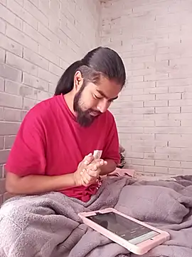 RavenRojo22 online show from February 2026 06:23:02 PM