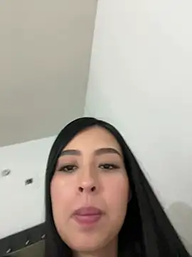 selene roux online show from February 2026 08:12:02 PM