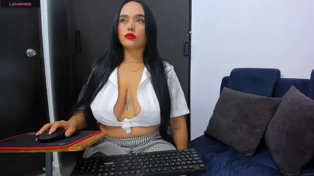 eliclasss online show from May 2026 07:55:02 PM