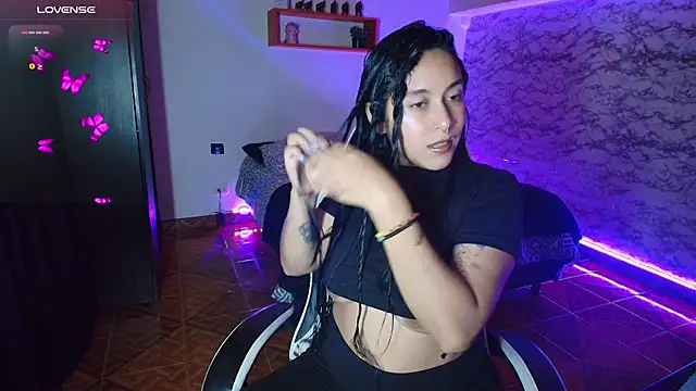 Camila IRoose online show from June 2026 10:22:01 PM