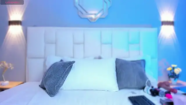 KataThonpson online show from March 2026 04:29:01 AM