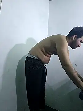 Snapshot of AlexCal7 chatting on February 2026 06:12:02 AM AlexCal7 online show from February 2026 06:12:02 AM