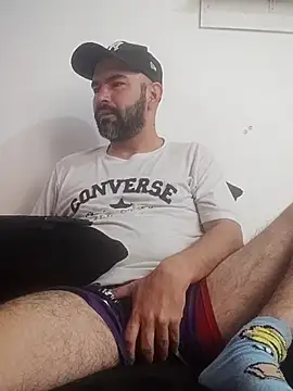 hairyandbigmann online show from February 2026 03:22:01 PM