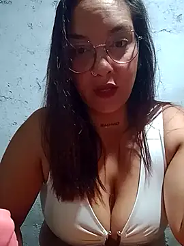 Snapshot of kuramaqueen chatting on March 2026 02:40:02 AM kuramaqueen online show from March 2026 02:40:02 AM