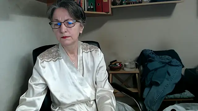 katemodel online show from December 2025 07:47:02 AM