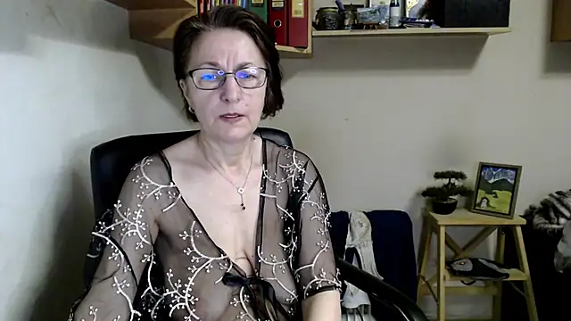 katemodel online show from June 2026 06:33:01 AM
