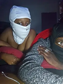 Snapshot of BadyAndShay5 chatting on March 2026 06:12:01 PM BadyAndShay5 online show from March 2026 06:12:01 PM