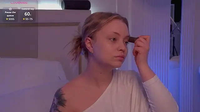 MollyHilton online show from March 2026 09:08:01 PM