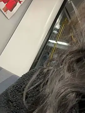 Xlara 002 online show from March 2026 03:28:01 PM