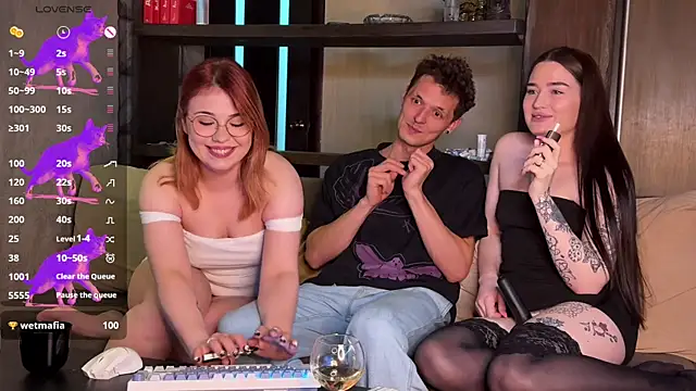 Snapshot of Three_Some_Dream chatting on May 2026 06:46:01 PM Three Some Dream online show from May 2026 06:46:01 PM