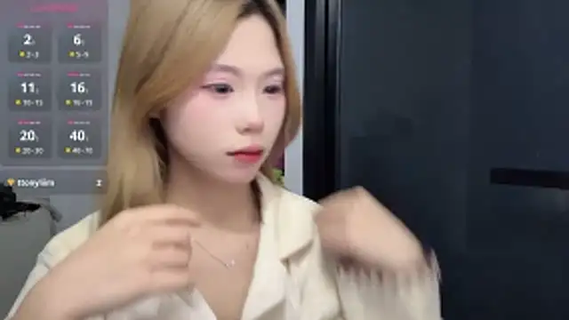 Snapshot of F-Qing chatting on March 2026 10:32:01 AM F-Qing online show from March 2026 10:32:01 AM