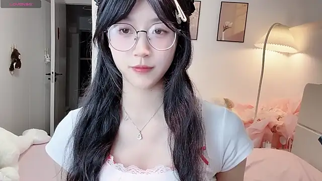Snapshot of Luminous4173 chatting on July 2026 12:52:01 PM Luminous4173 online show from July 2026 12:52:01 PM