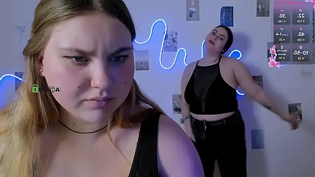 aiva velvet online show from February 2026 09:35:02 PM