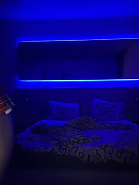 AnoraLourens online show from February 2026 10:14:02 PM