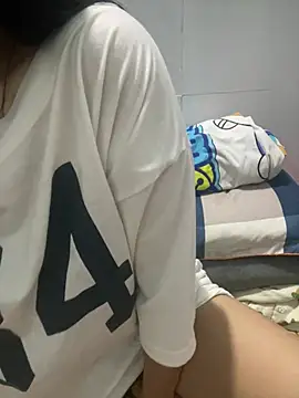 hotgirl-sexy online show from April 2026 07:01:01 AM