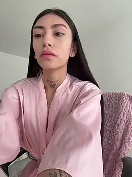 Bonny Eva online show from June 2026 05:51:01 PM