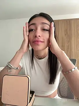 Bonny Eva online show from June 2026 02:54:01 PM
