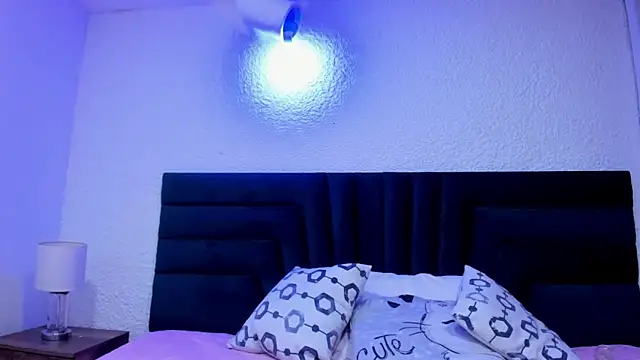 Dahliablack online show from May 2026 04:28:02 AM