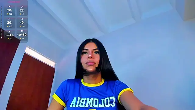 Snapshot of Salolatina chatting on July 2026 09:32:02 PM Salolatina online show from July 2026 09:32:02 PM