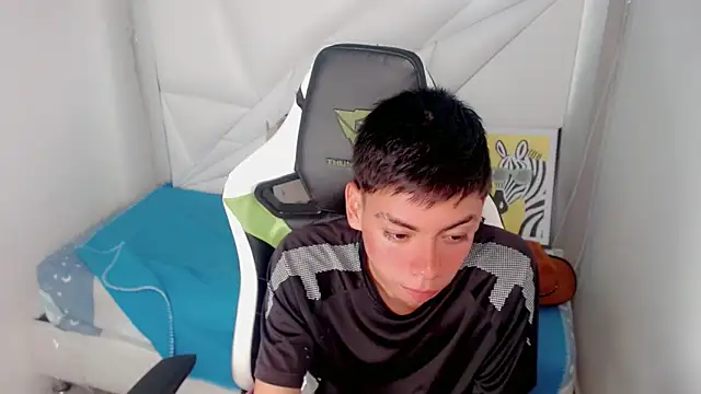 Liarr  online show from February 2026 08:46:02 PM