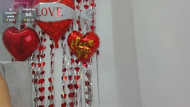 velvetluna  online show from February 2026 11:40:02 AM