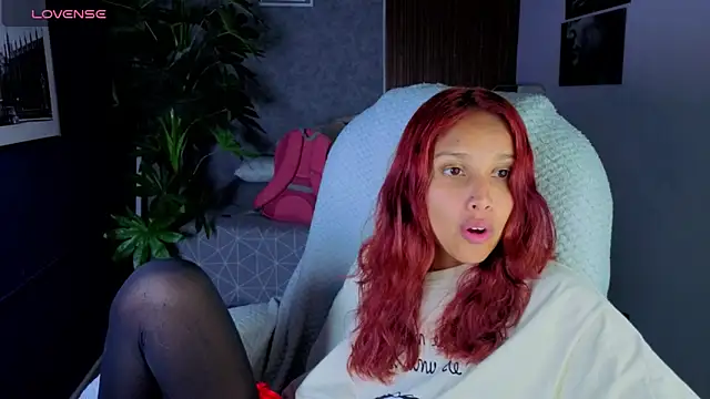 Snapshot of saphire_ chatting on March 2026 03:04:01 PM saphire online show from March 2026 03:04:01 PM