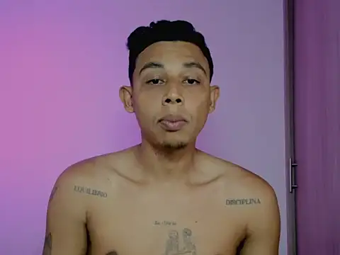 nilo2021 online show from June 2026 12:53:01 PM