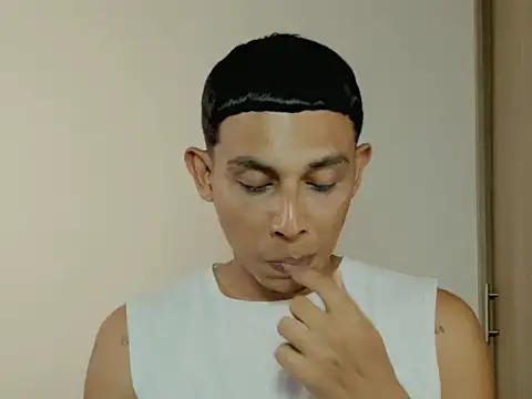 nilo2021 online show from June 2026 12:58:01 AM