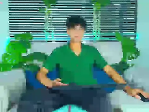 Snapshot of ThiiagoSaeenz chatting on April 2026 03:39:02 PM ThiiagoSaeenz online show from April 2026 03:39:02 PM