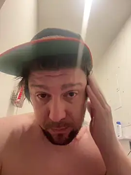 Snapshot of GabEthier chatting on April 2026 03:21:02 AM GabEthier online show from April 2026 03:21:02 AM