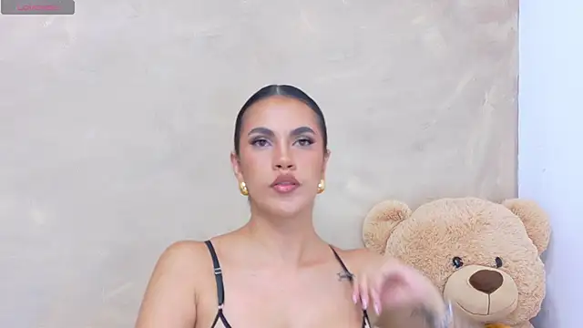 AndiVasquez online show from May 2026 01:39:01 PM