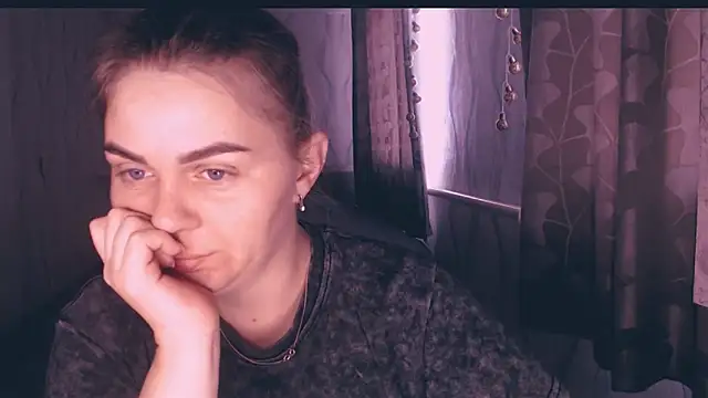 Snapshot of MagicKatarina_ chatting on March 2026 05:36:02 AM MagicKatarina online show from March 2026 05:36:02 AM