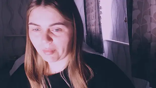 Snapshot of MagicKatarina_ chatting on March 2026 04:16:02 AM MagicKatarina online show from March 2026 04:16:02 AM