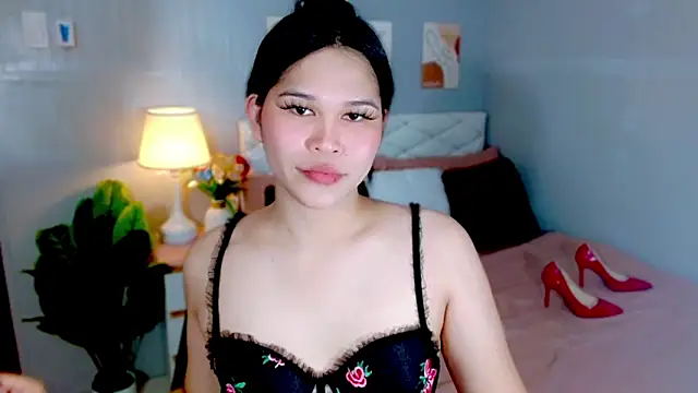 Snapshot of alianabrooks chatting on May 2026 05:35:01 AM alianabrooks online show from May 2026 05:35:01 AM