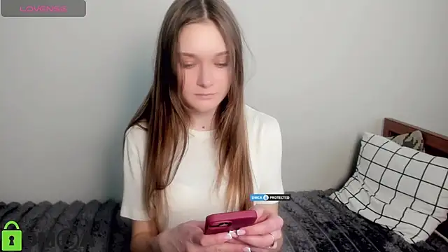 Snapshot of Elina_X chatting on May 2026 01:38:02 PM Elina X online show from May 2026 01:38:02 PM