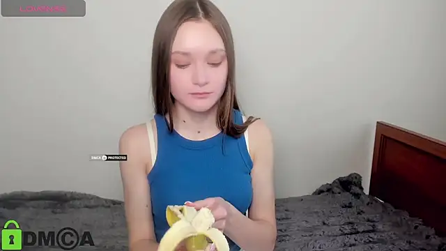 Snapshot of Elina_X chatting on May 2026 01:51:01 PM Elina X online show from May 2026 01:51:01 PM