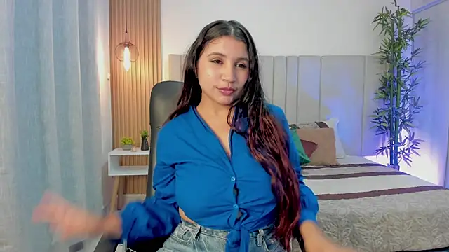 Victoria Rosee online show from May 2026 12:54:02 PM