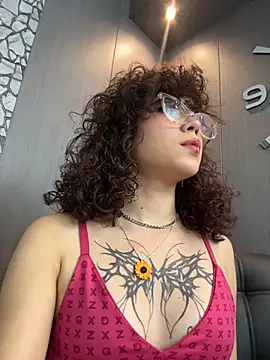 luci butterfly online show from February 2026 08:25:02 PM