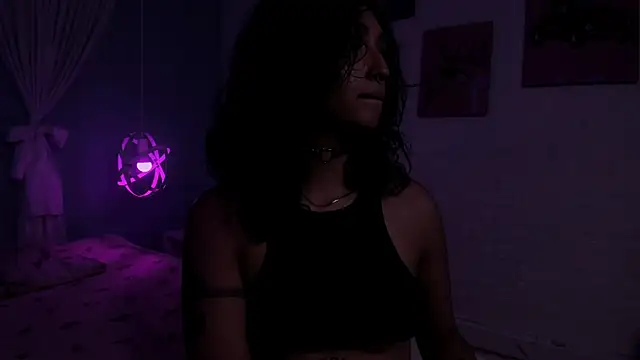 Cleo Foxx online show from June 2026 04:49:01 PM