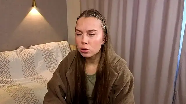 SiuAustill online show from February 2026 05:22:02 AM