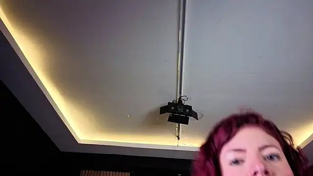 MiaTorres4 online show from April 2026 12:32:01 PM