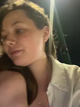 AsynaYuuki online show from February 2026 04:05:02 PM