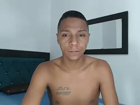 hotboyluxe online show from April 2026 02:03:01 AM