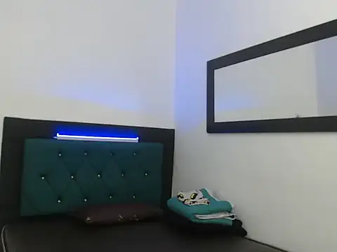 hotboyluxe online show from May 2026 12:22:02 PM